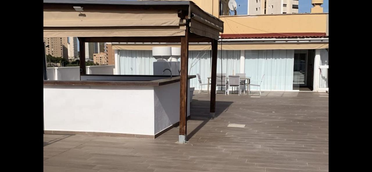Atico Con Enorme Terraza Y Chill Out Particular Apartment Benidorm Exterior photo