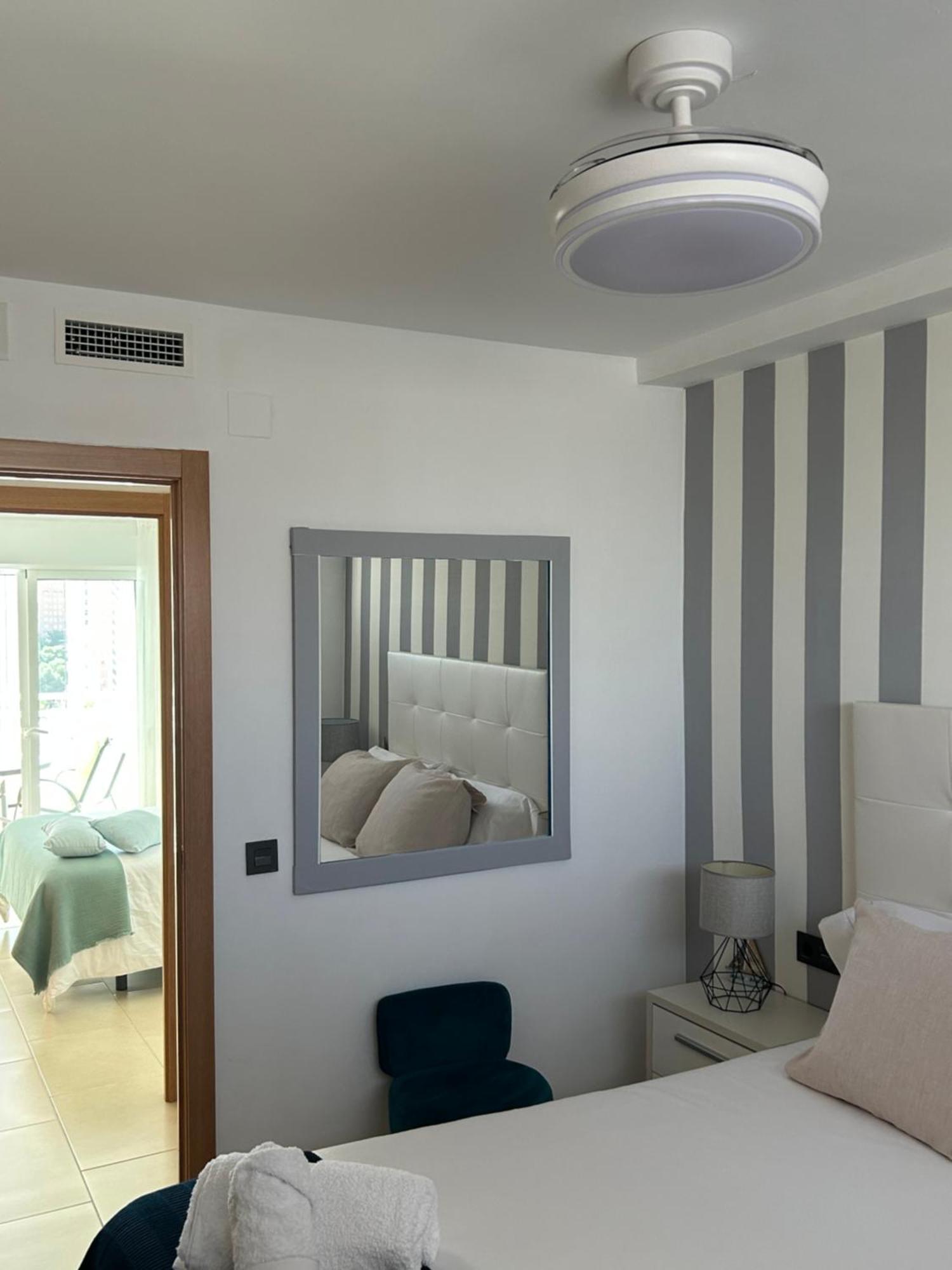 Atico Con Enorme Terraza Y Chill Out Particular Apartment Benidorm Exterior photo