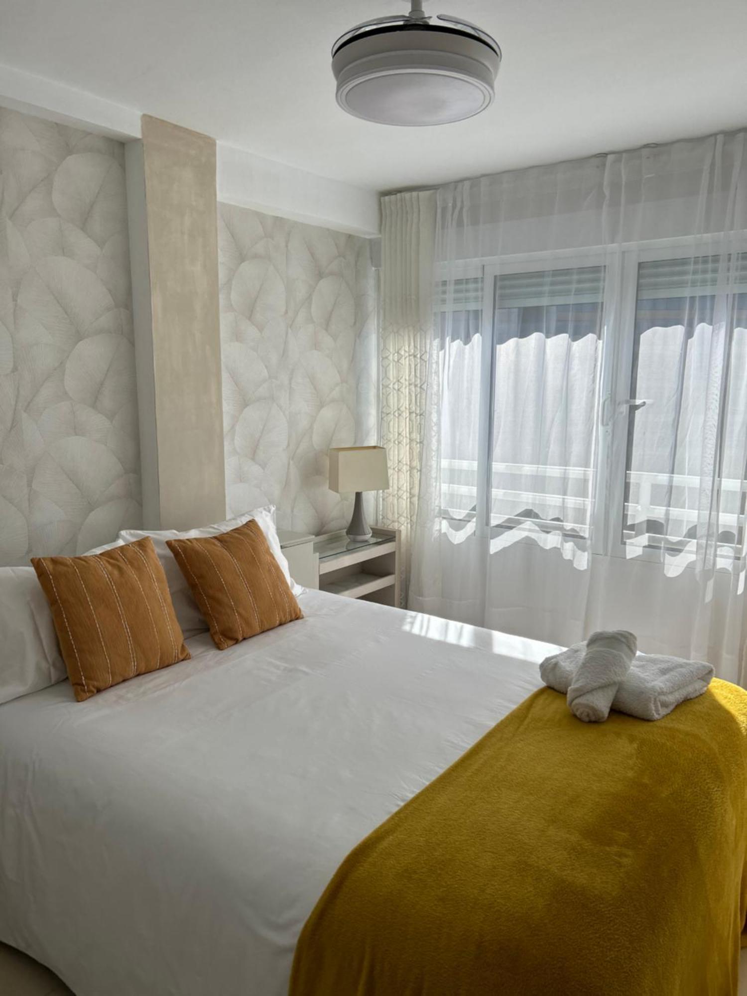 Atico Con Enorme Terraza Y Chill Out Particular Apartment Benidorm Exterior photo